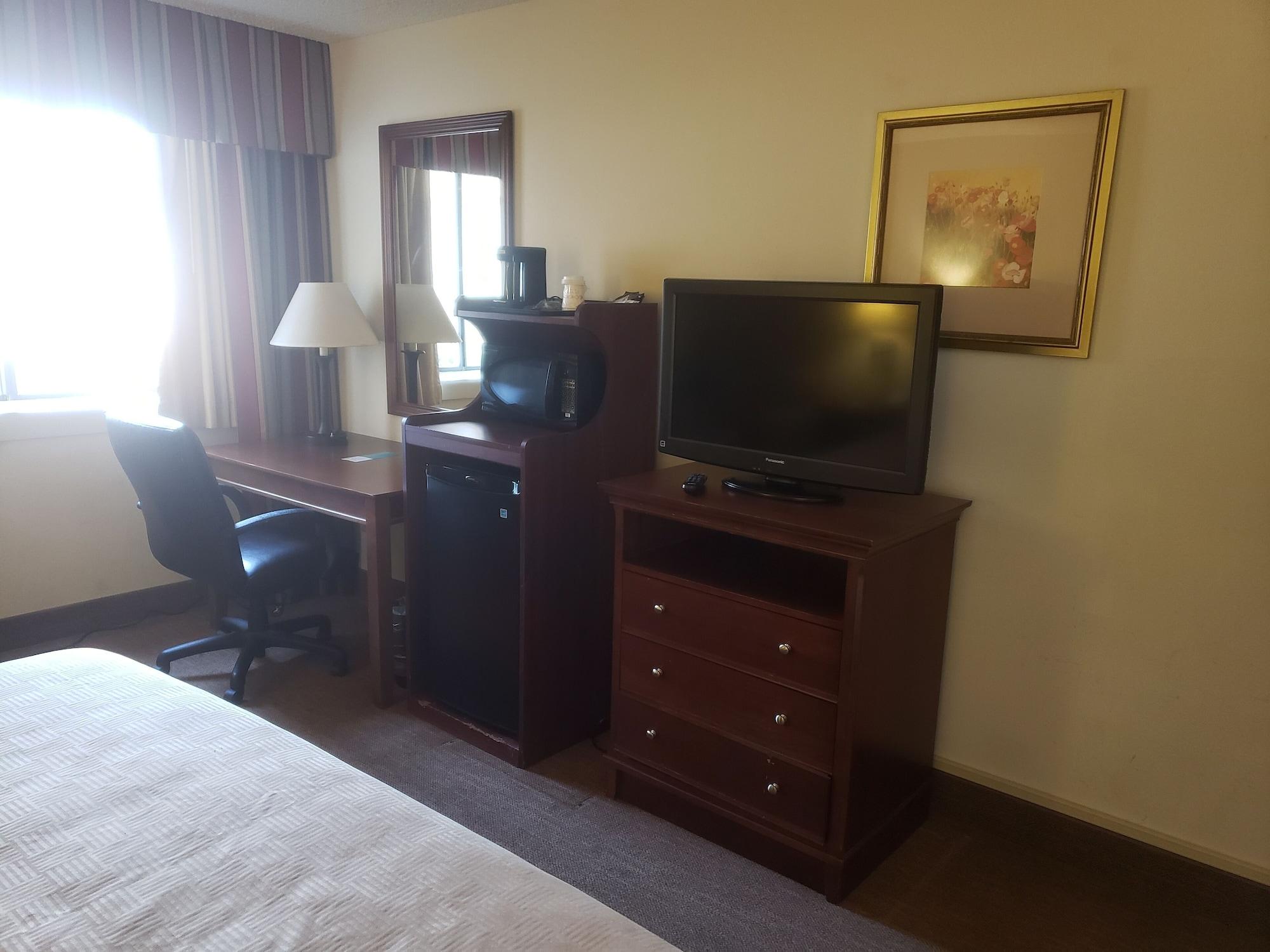 Tulsa Square Hotel Central, I-44 By Oyo Екстер'єр фото