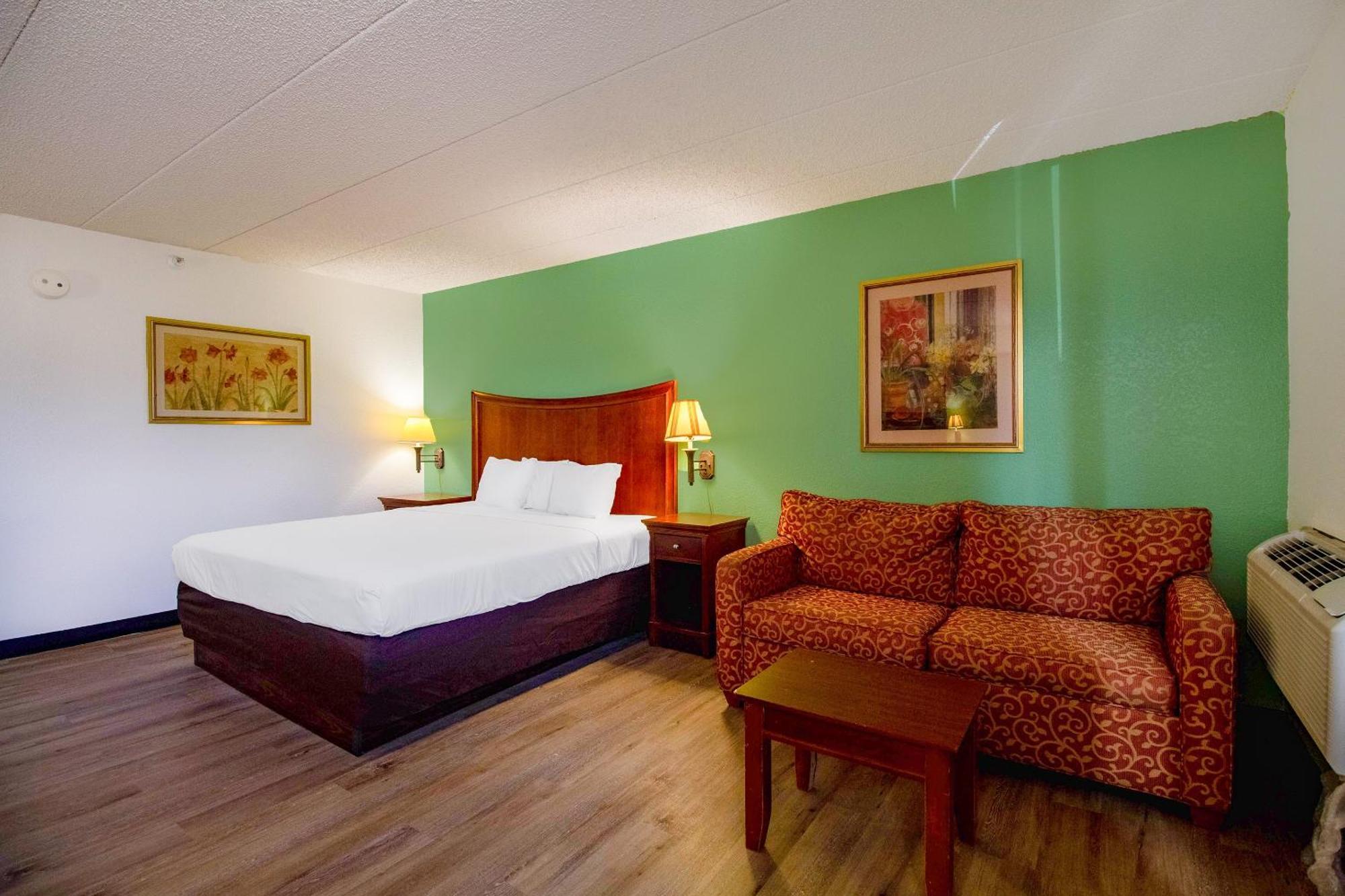 Tulsa Square Hotel Central, I-44 By Oyo Екстер'єр фото